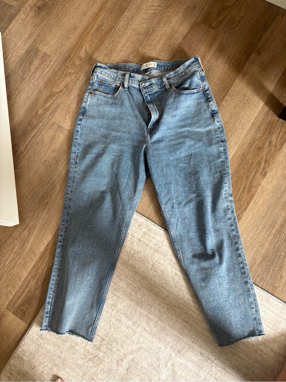 Abercrombie & Fitch Light Blue Ankle Straight Ultra High Rise Jeans
